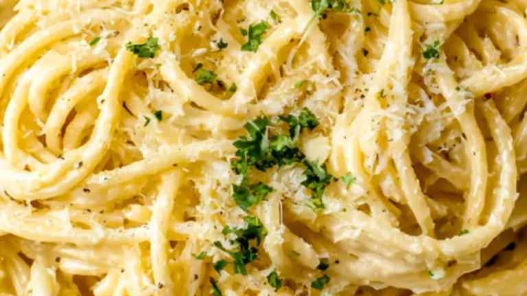This Ingredient Lazy Cheesy Garlic Pasta is Better